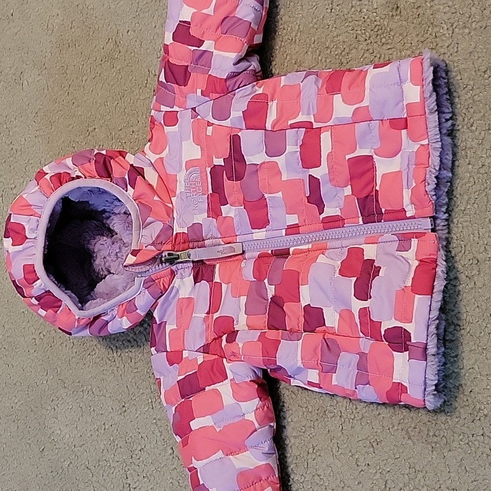 North Face Girls Reversible Winter Jacket size 3-6 months